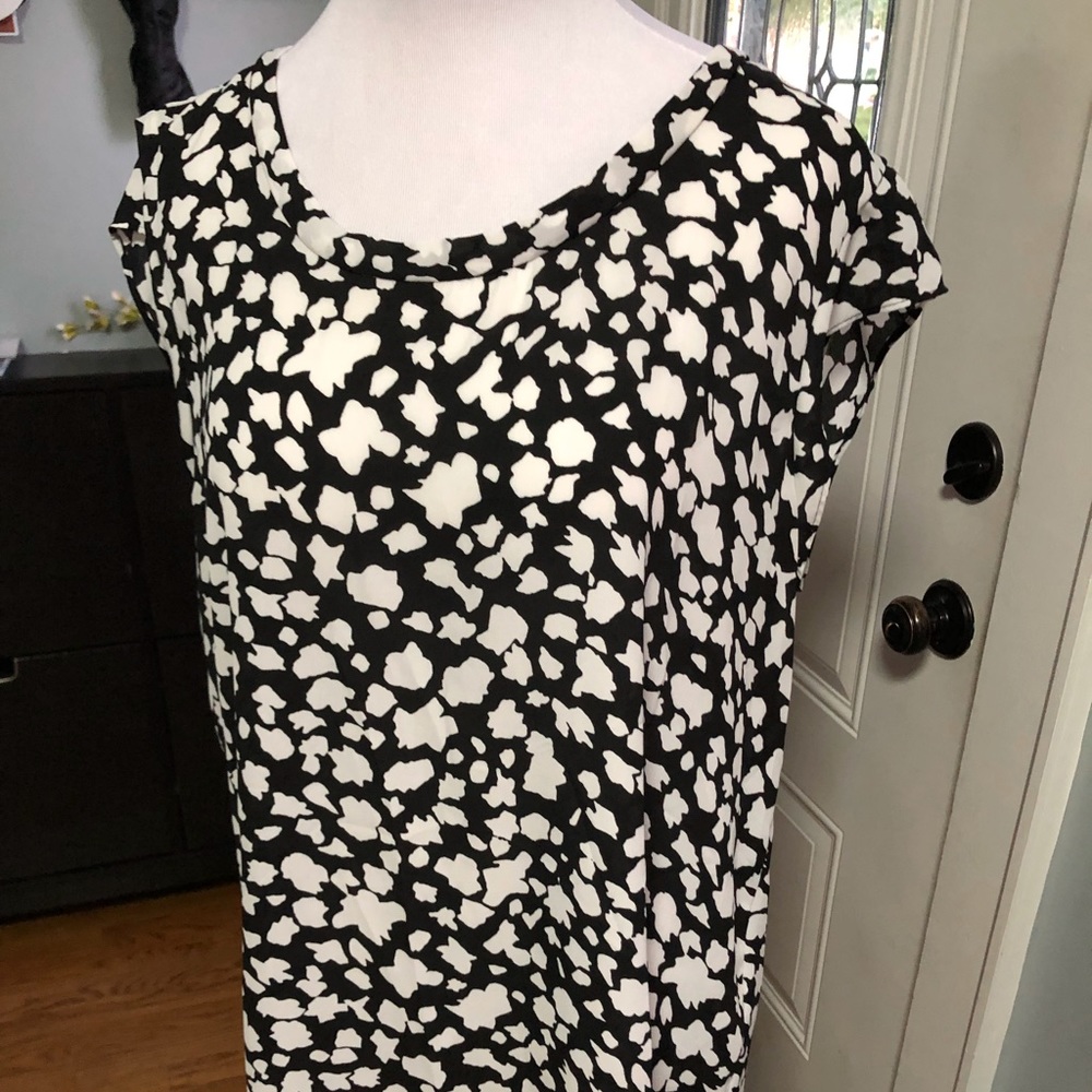 Banana Republic blouse. Sz. XL. EUC!